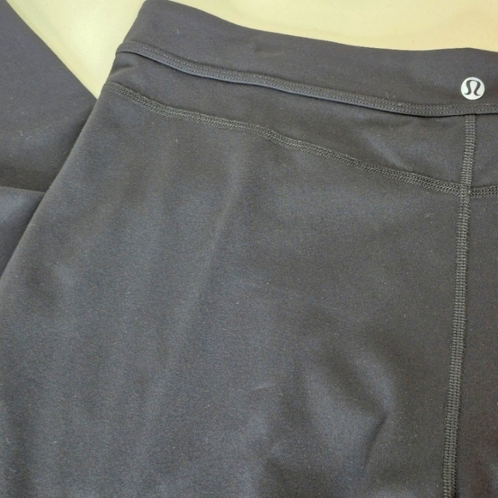 Lululemon High-Rise Pleated Wide Leg Cropped Pants - Size 10 - Picture 7 of 11